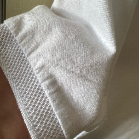 White and Red Polo Shirt with Modern Fit Size M - Picture 9 of 10